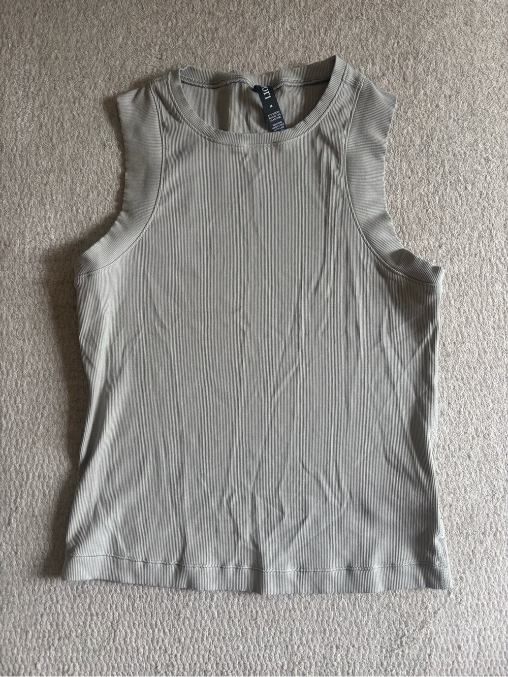 Vuori Ribbed Tank Top - pale green